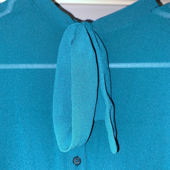 Forever21 Blouse - Picture 4 of 6